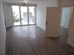 Appartement - 2ème étage - 62 m2 - 3 pièces - Non meublé