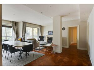 A vendre à Paris 16ème  appartement de 156m2 avec terrasse et