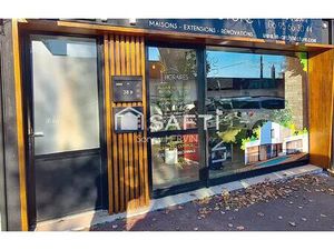 Bureau centre-ville avec vitrine sur axe passager