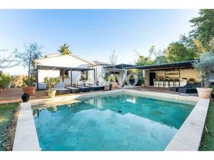 Vente Maison 7 pièces de 220m² - 13100 Aix-en-Provence