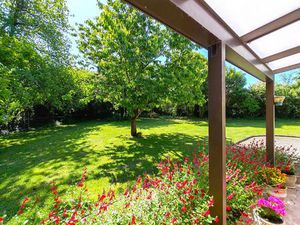 Maison traditionnelle 6 chambres  son double garage...et ses 7465m² de terrain au coeur de