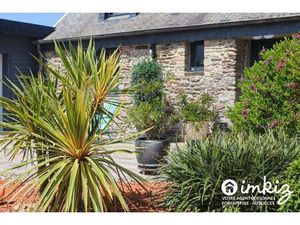 Longère  + gîte  grand terrain