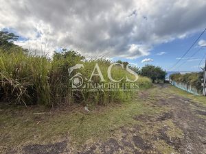 TERRAIN CONSTRUCTIBLE VUE MER - 442 M2 - SAINT-PIERRE