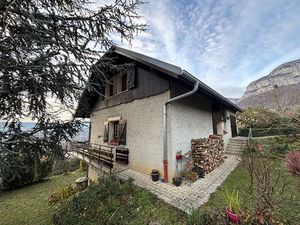 Maison familiale traditionnelle sur les hauteurs de Barby dans un cadre privilégié avce vu