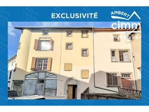 ENSEMBLE DE TROIS MAISONS