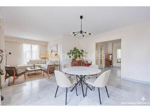 PROCÉ - - 86 M2 HABITABLES - - STATIONNEMENT - - CAVE - - BALCONS