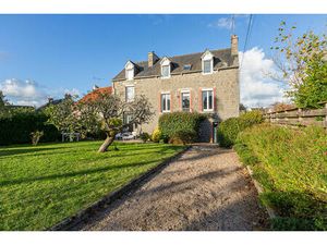 GRANDE MAISON FAMILIALE EN PIERRES - SAINT-BRIEUC