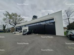 LOCAL D'ACTIVITES A LOUER