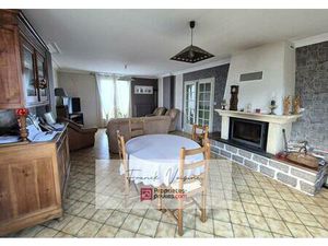 A VENDRE à Saint Michel Mont Mercure  maison de 114 m2 env avec 4 chambres sur une parcell