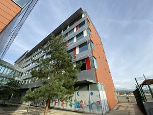 Achat Local Professionnel 1 661m²