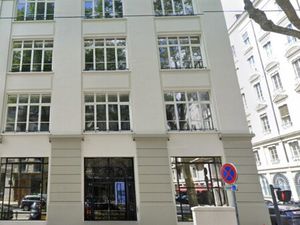 Location Local Professionnel 460m²