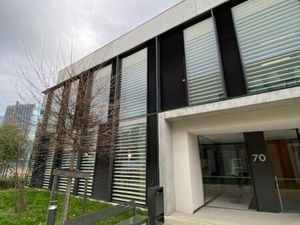 Location Local Professionnel 334m²