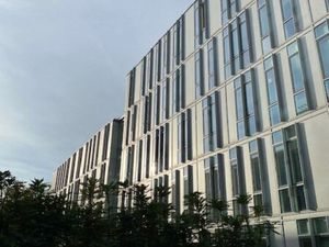 Location Local Professionnel 827m² LYON 9ème