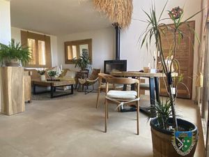 A Vendre Maison De Type 4 Dans Residence Gardee Avec Piscine