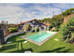 Vente maison 5 pièces 110 m² Marseille 15 (13015)