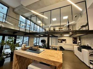 Achat Local Professionnel 334m²