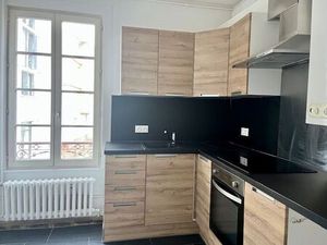 Location appartement 2 pièces 60 m² à Troyes (10000)