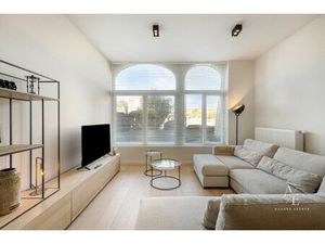 KNOKKE/DUINBERGEN-Gelijkvloers appartement met garage!