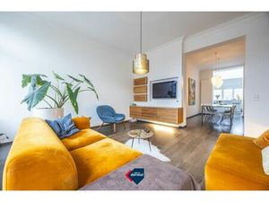INSTAPKLARE BURGERWONING MET VAKANTIEAPAPPARTEMENT
