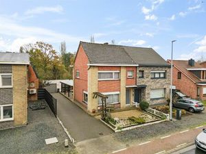 te renoveren Half open bebouwing