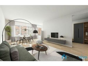 Luxueus gerenoveerd appartement met 2 slpk's en terras