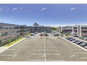 Location Local Professionnel 434m²