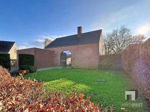 Perfecte gezinswoning in doodlopende straat met 3slpks en een mooie tuin