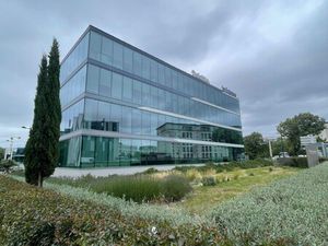 Location Local Professionnel 171m²