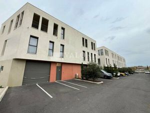 Location bureau 73 m² à Aix-en-Provence (13290)