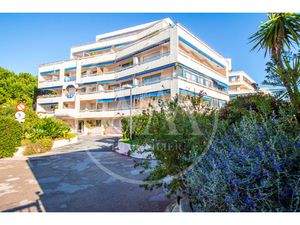 Location Appartement 1 pièce 29m² CAGNES SUR MER 06800
