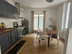 Location Maison 3 pièces 55m² PERTUIS 84120