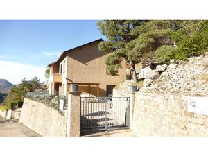 Vente maison 12 pièces 180 m² à Le Rozier (48150)  235 000 €