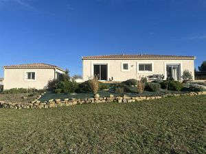 Maison De Plain Peid Avec Terrain Et Grand Garage - Taurize