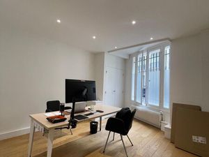 Achat Local Professionnel 309m²