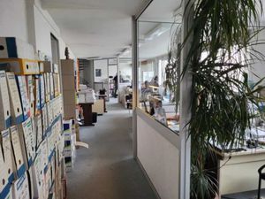 Location Local d'activités Paris 75020