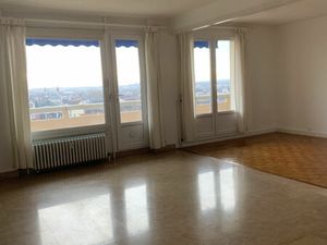 T3 avec une seule chambre 29 rempart st pierre