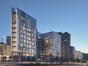 Location Local Professionnel 14 086m²