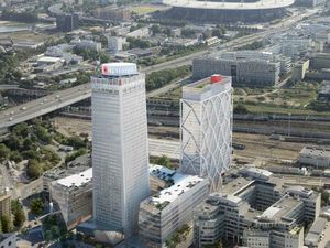 Location Local Professionnel 36 382m² ST DENIS 93200