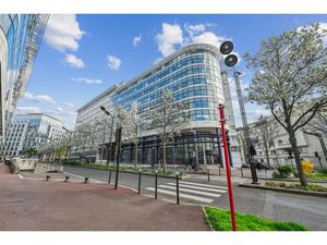Location Local Professionnel 9 765m² LEVALLOIS PERRET 92300