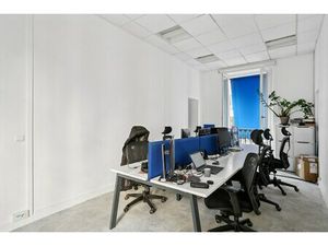 Location Local Professionnel 140m²