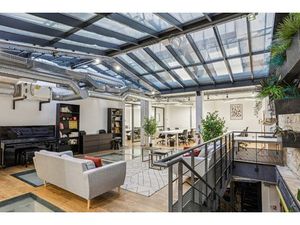 Location Local Professionnel 570m²