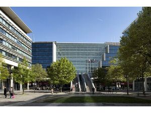 Location Local Professionnel 15 435m² PARIS 12ème