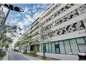 Location Local Professionnel 2 214m²