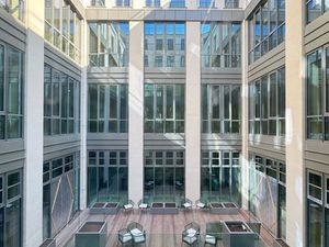 Location Local Professionnel 3 485m²