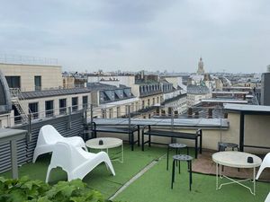 Location Local Professionnel 2 165m²