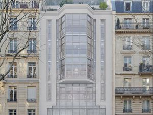 Location Local Professionnel 6 755m² PARIS 8ème