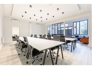 Location Local Professionnel 170m²