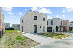 Huis te koop in Maasmechelen met 3 slaapkamers