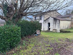 Vente maison 4 pièces 143 m² Bourg (33710)