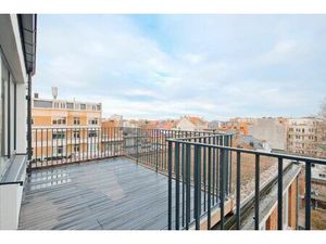 Appartement à vendre avec terrasse et 2 chambres   Forest (VBD63955)